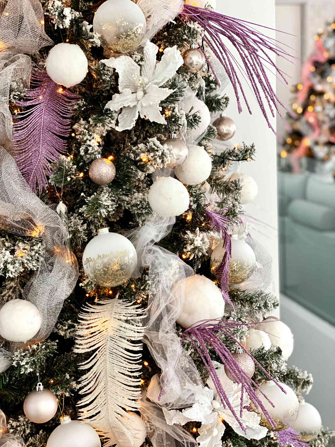 Trending: Christmas tree with shades of black, white, pink and zebra printed decorations, view I
